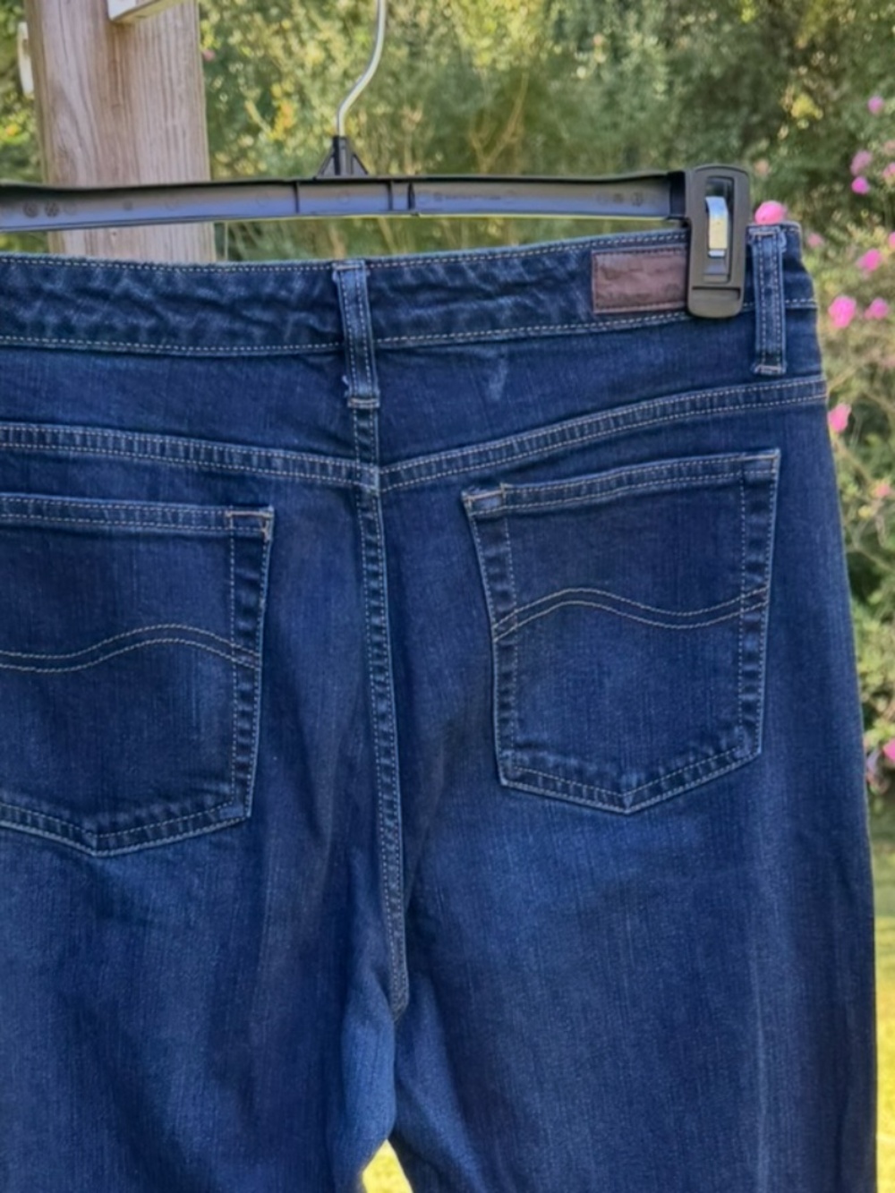 VIntage Lee • Medium Wash 99% Cotton Bootcut Jeans • 33” Inseam • 8L, - Picture 5 of 10